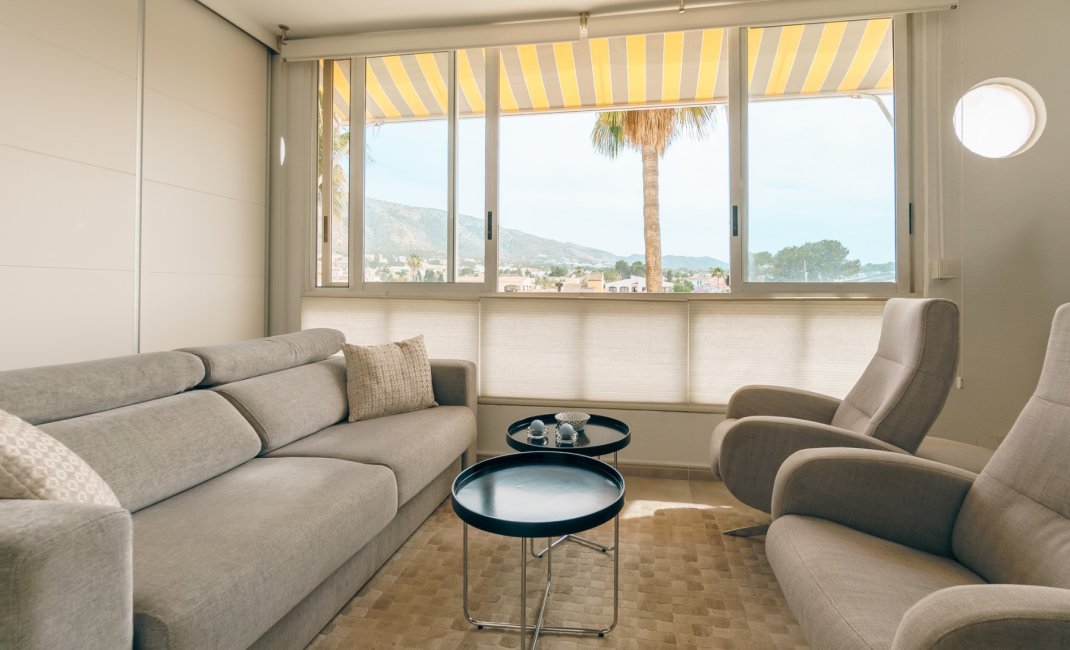 Revente - Appartement -
Albir