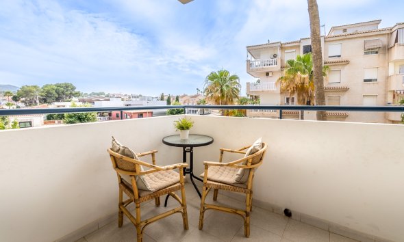 Revente - Appartement -
Albir