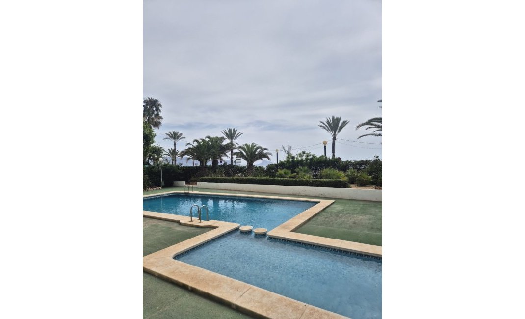 Reventa - Apartamento / piso -
Albir