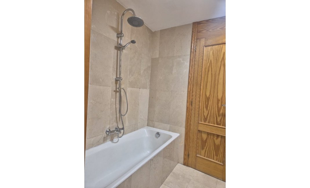 Reventa - Apartamento / piso -
Albir