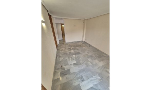 Reventa - Apartamento / piso -
Albir