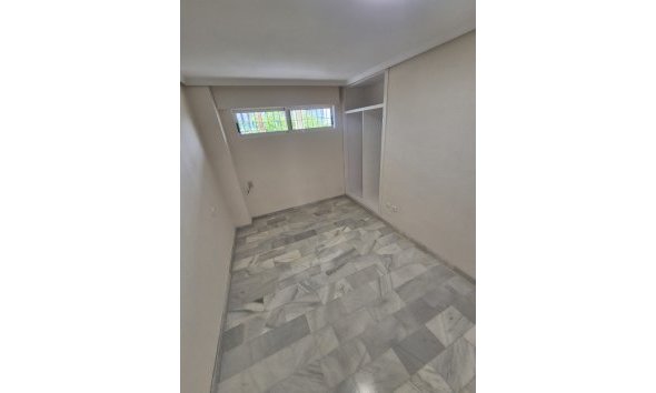 Reventa - Apartamento / piso -
Albir