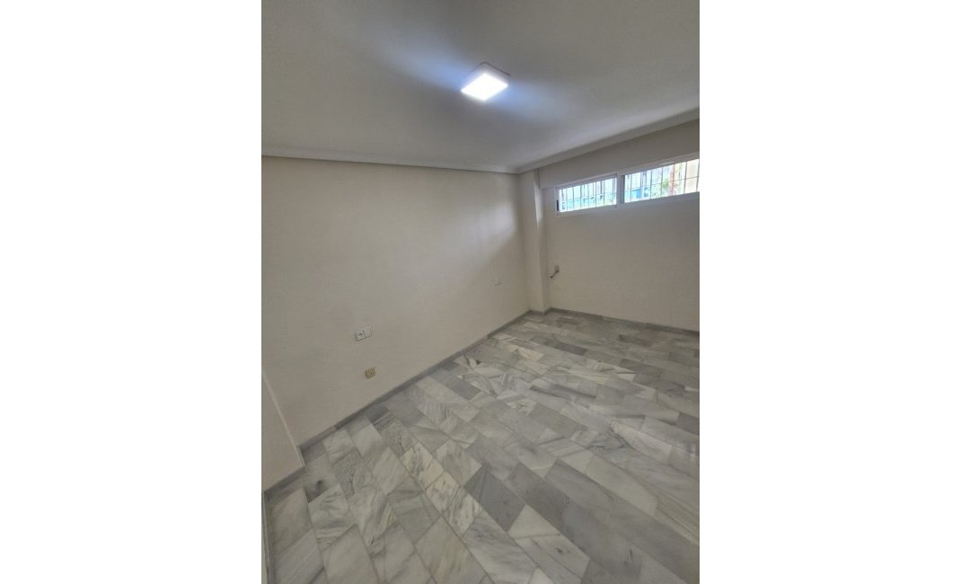 Reventa - Apartamento / piso -
Albir