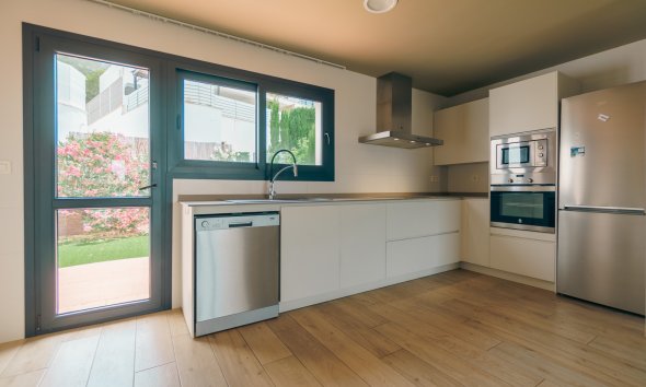 Herverkoop - Tussenwoning -
Albir