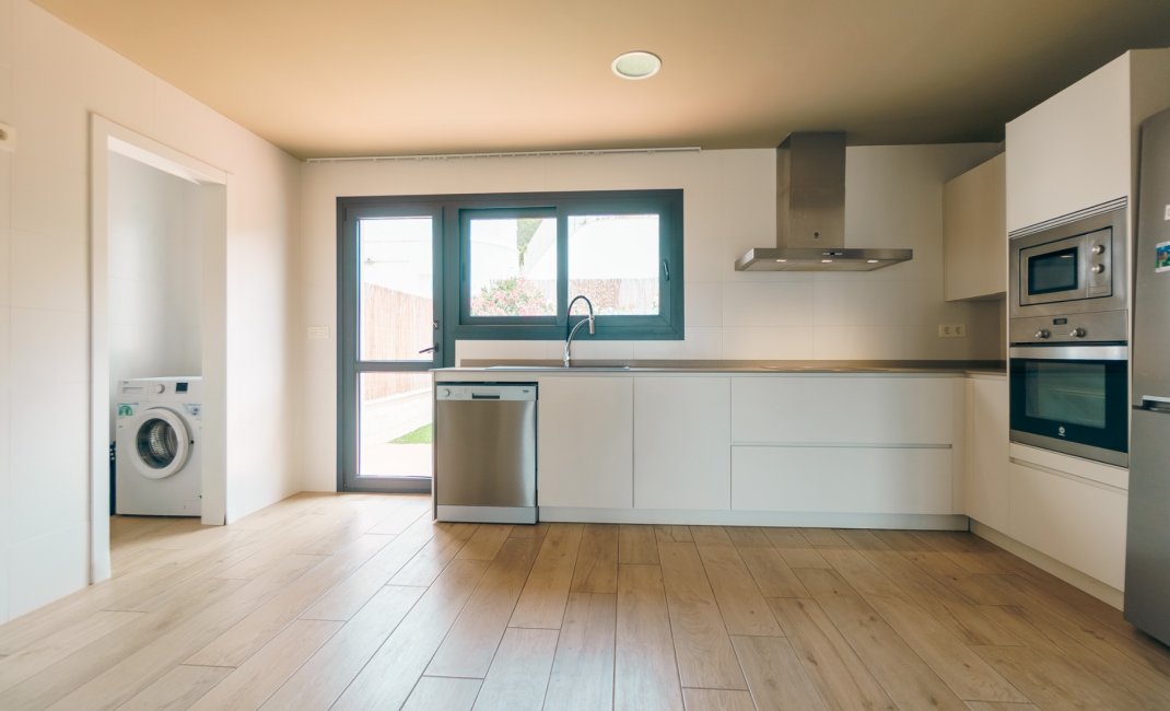 Herverkoop - Tussenwoning -
Albir