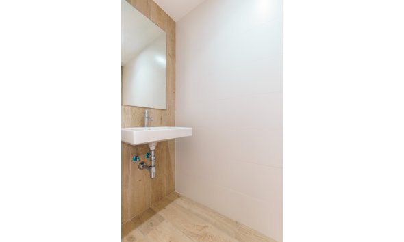 Herverkoop - Tussenwoning -
Albir