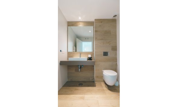 Herverkoop - Tussenwoning -
Albir