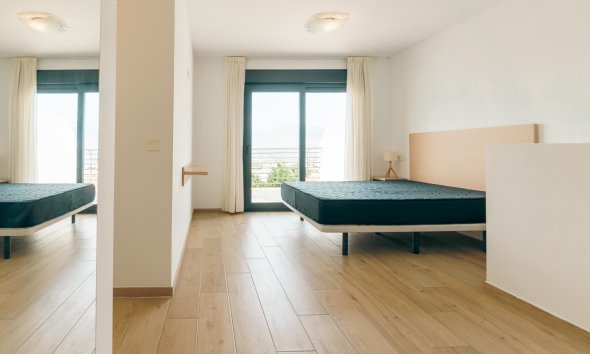 Herverkoop - Tussenwoning -
Albir