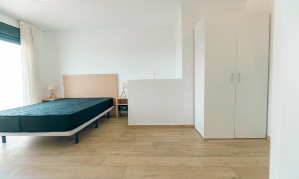 Herverkoop - Tussenwoning -
Albir