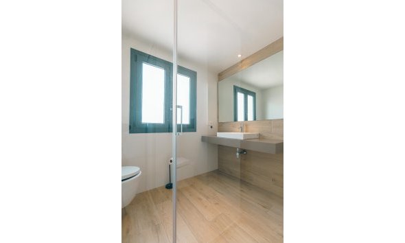 Herverkoop - Tussenwoning -
Albir