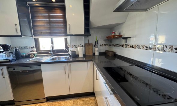 Reventa - Duplex -
Albir