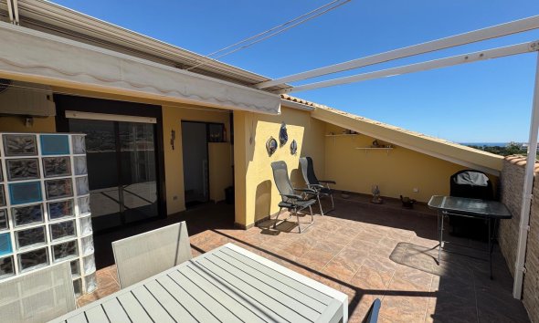 Reventa - Duplex -
Albir