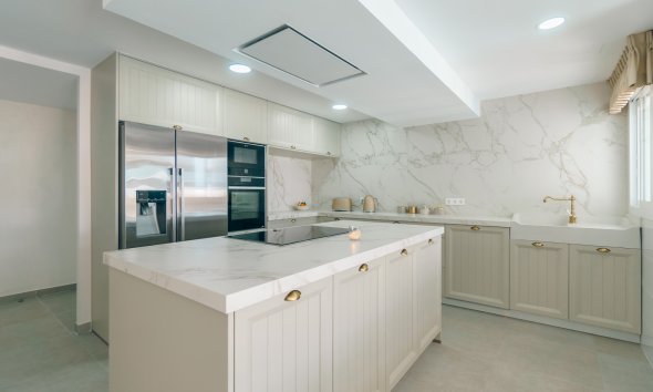 Verhuur Korte Termijn - Chalet / Villa -
Albir