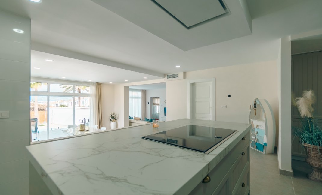 Verhuur Korte Termijn - Chalet / Villa -
Albir