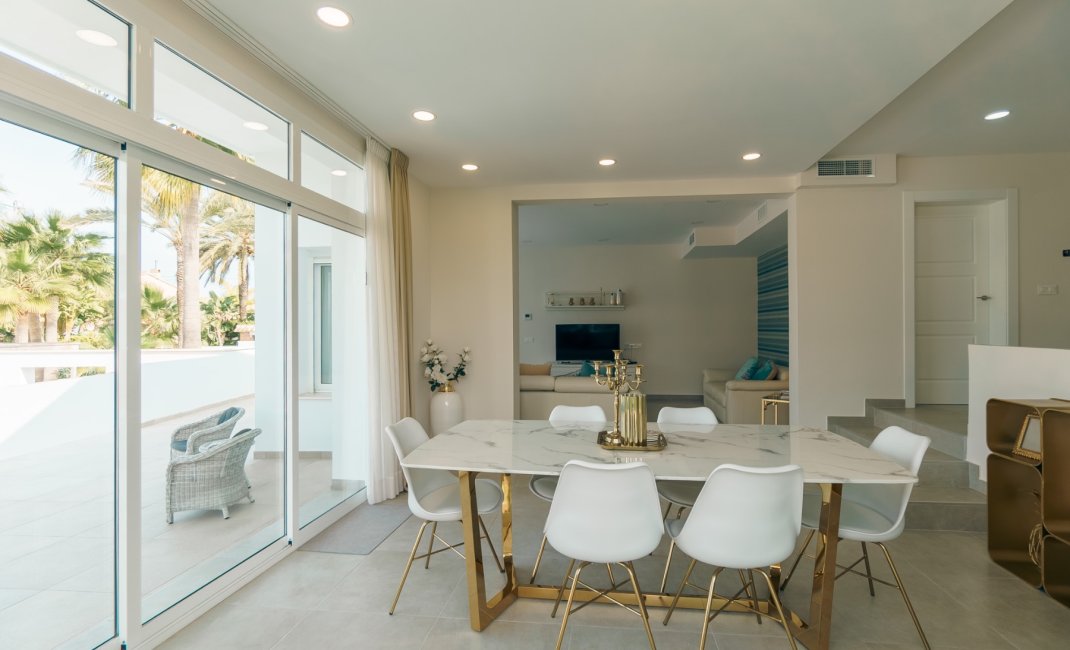 Verhuur Korte Termijn - Chalet / Villa -
Albir