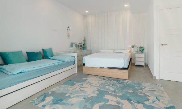 Verhuur Korte Termijn - Chalet / Villa -
Albir