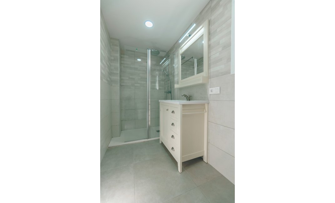 Verhuur Korte Termijn - Chalet / Villa -
Albir