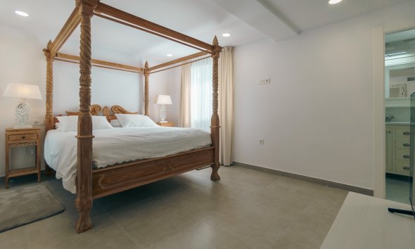 Verhuur Korte Termijn - Chalet / Villa -
Albir