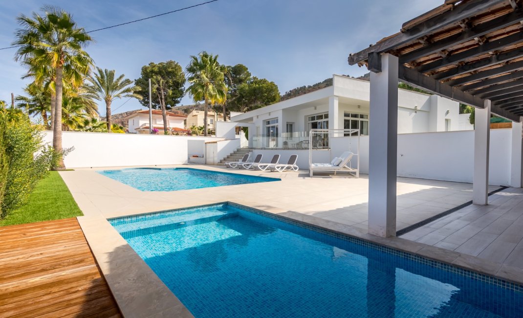 Verhuur Korte Termijn - Chalet / Villa -
Albir