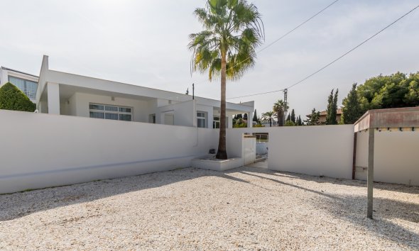 Verhuur Korte Termijn - Chalet / Villa -
Albir