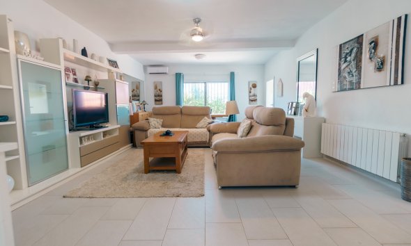 Resale -  Chalet / Villa -
Albir