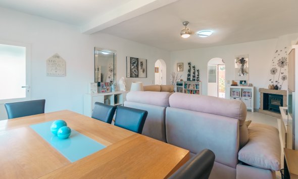 Resale -  Chalet / Villa -
Albir