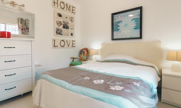 Resale -  Chalet / Villa -
Albir