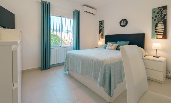 Resale -  Chalet / Villa -
Albir