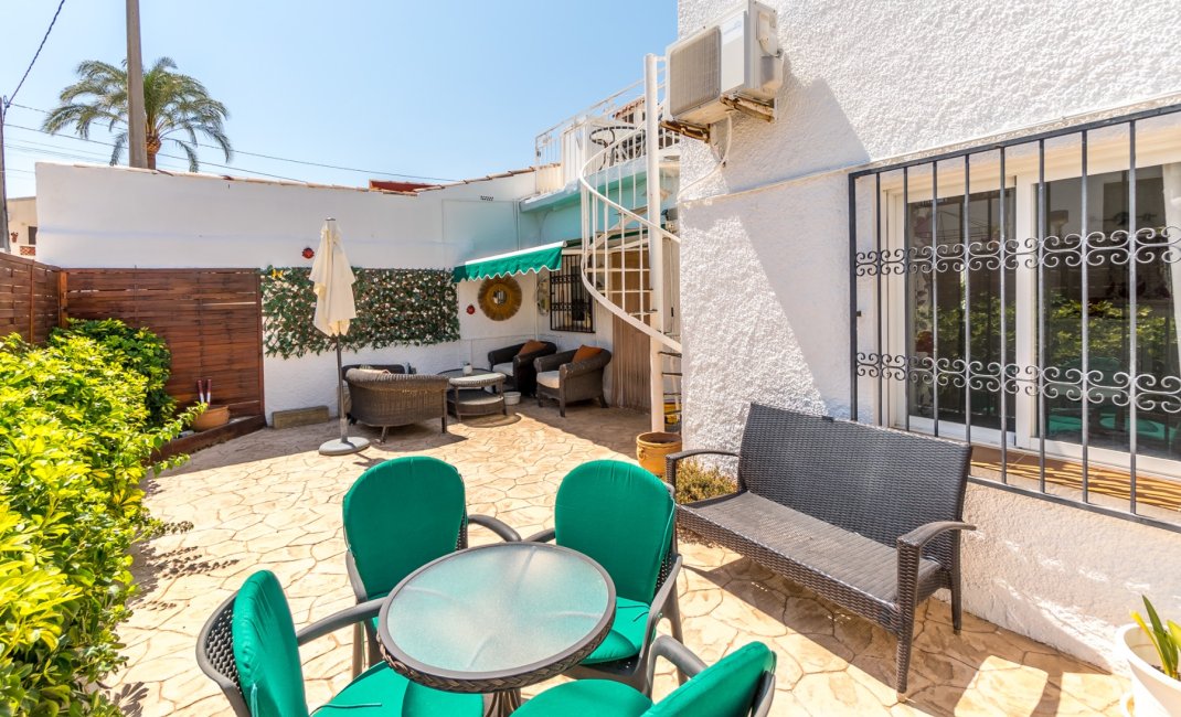 Resale -  Chalet / Villa -
Albir