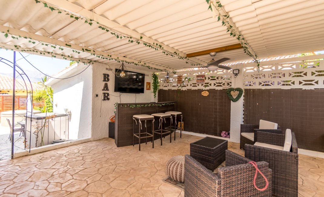 Resale -  Chalet / Villa -
Albir