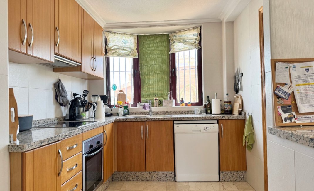 Herverkoop - Villa -
La Nucía - La Alberca