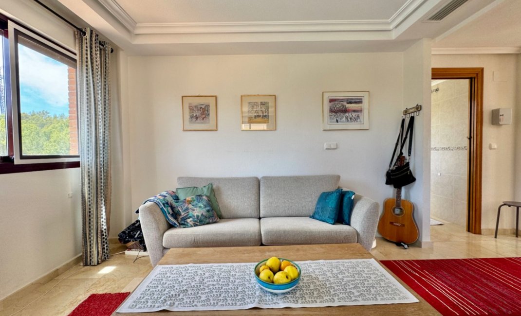 Herverkoop - Villa -
La Nucía - La Alberca