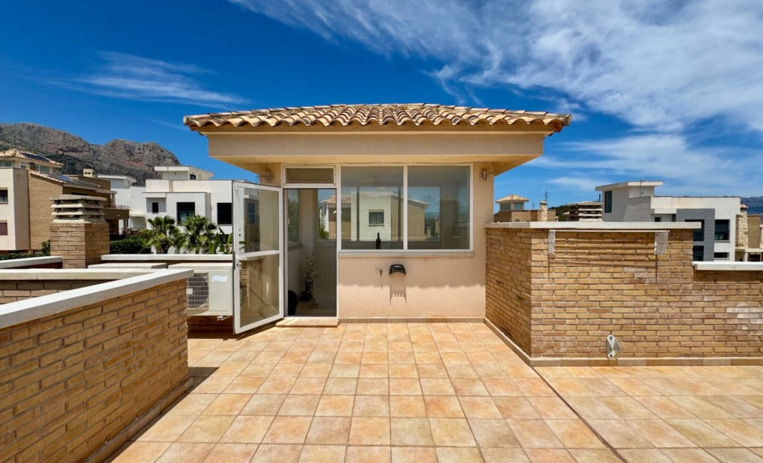 Herverkoop - Villa -
La Nucía - La Alberca