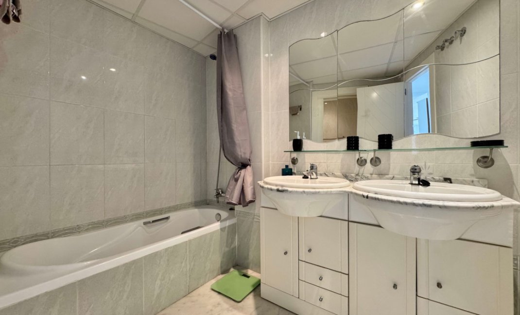 Herverkoop - Penthouse -
Finestrat - Cala de Finestrat