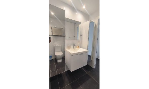 Resale - Apartment / flat -
Altea