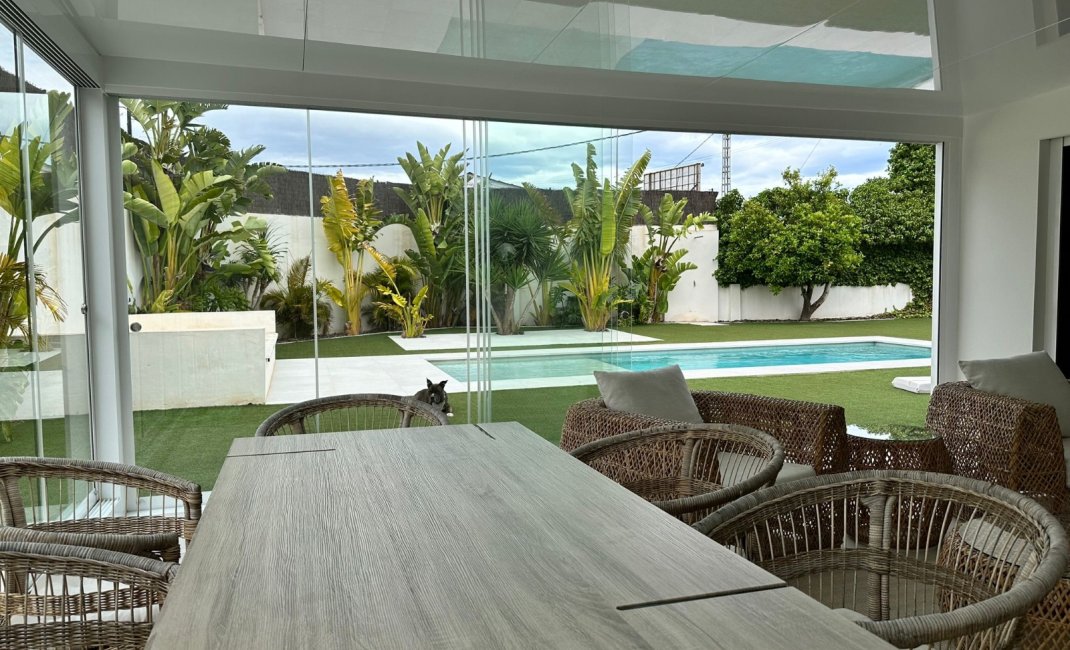  Alquiler larga estancia - Chalet / Villa  -
Albir