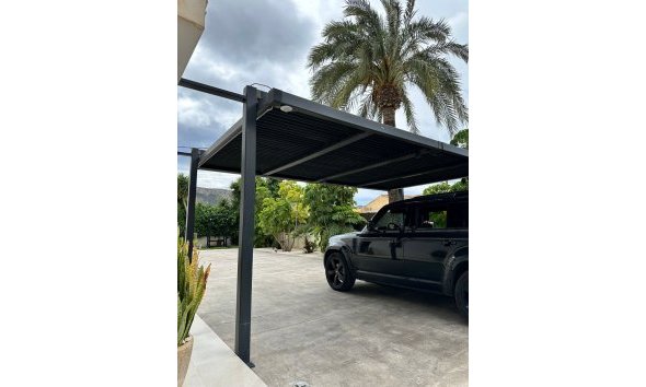  Alquiler larga estancia - Chalet / Villa  -
Albir