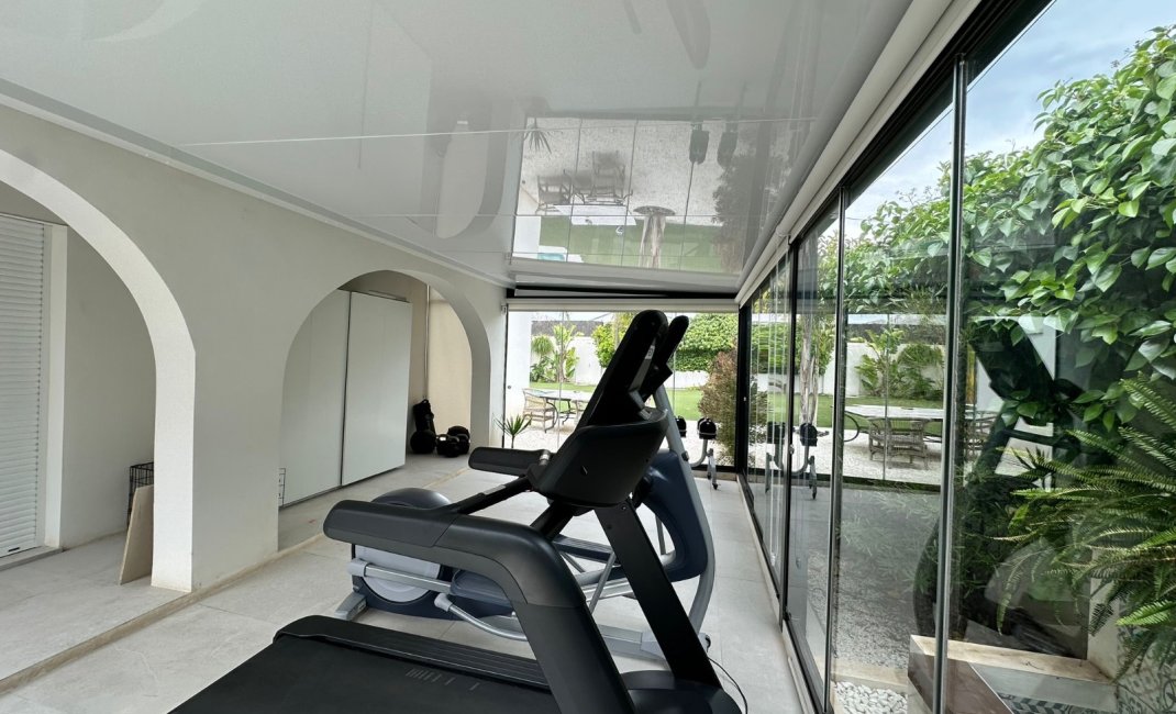  Alquiler larga estancia - Chalet / Villa  -
Albir