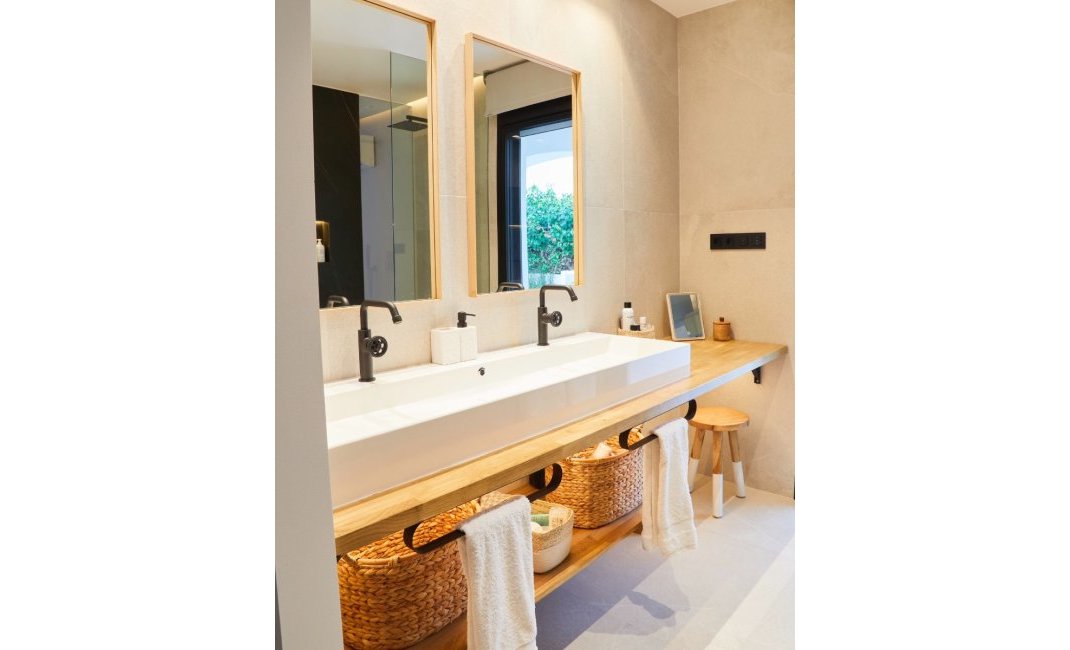  Alquiler larga estancia - Chalet / Villa  -
Albir