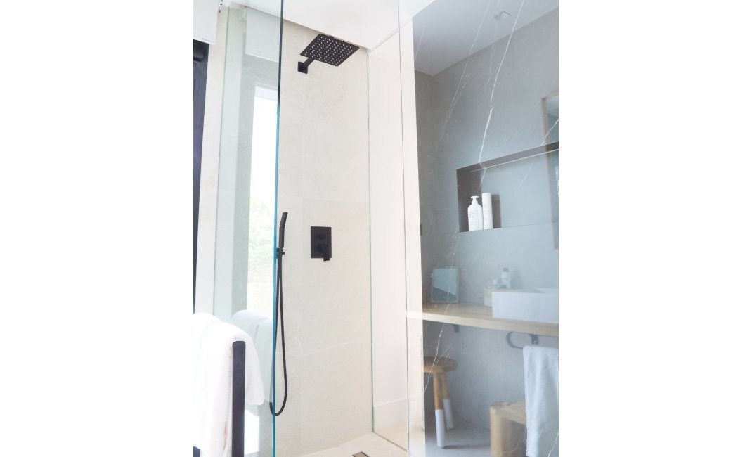  Alquiler larga estancia - Chalet / Villa  -
Albir