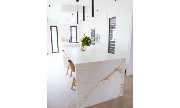  Alquiler larga estancia - Chalet / Villa  -
Albir