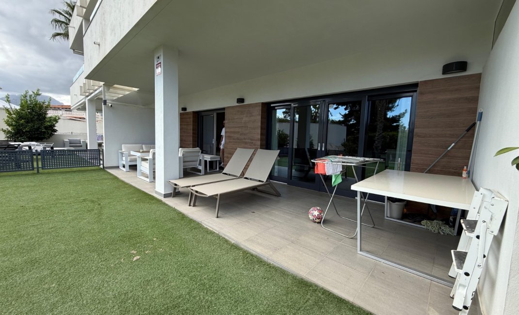 Alquiler corta estancia - Apartamento / piso -
Albir