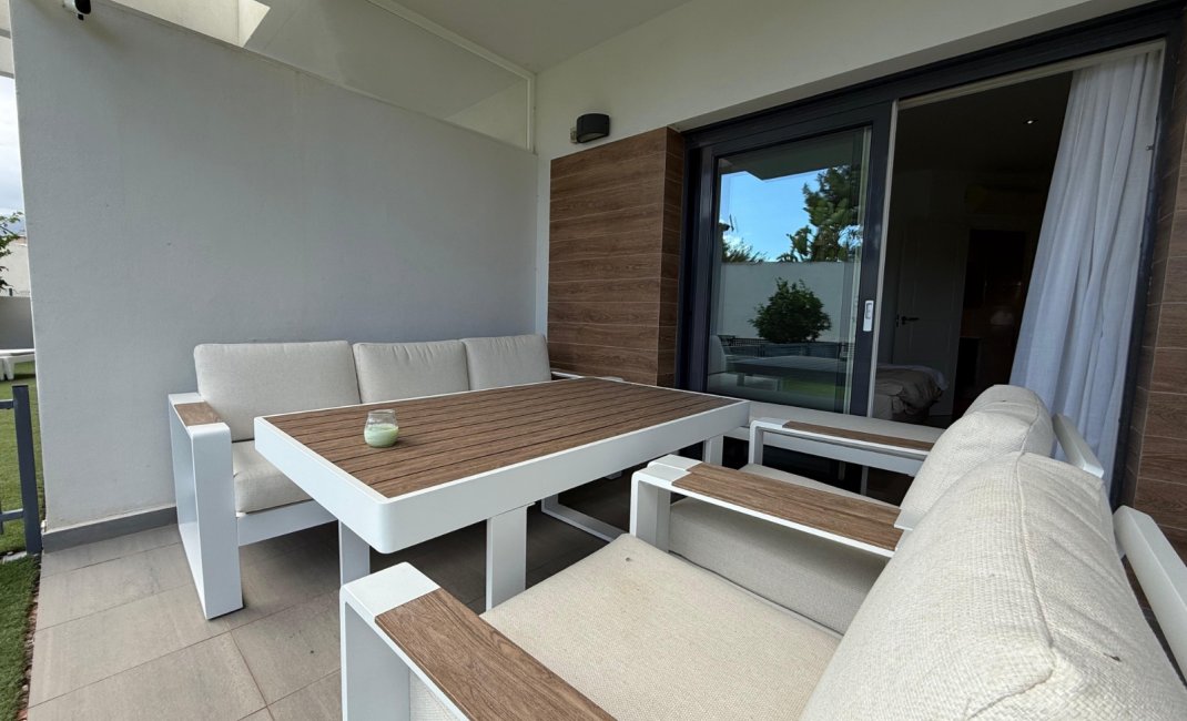 Alquiler corta estancia - Apartamento / piso -
Albir