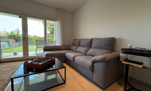 Alquiler corta estancia - Apartamento / piso -
Albir