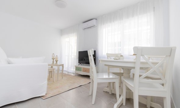 Reventa - Apartamento / piso -
Altea