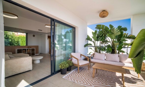 Resale - Villa -
Polop