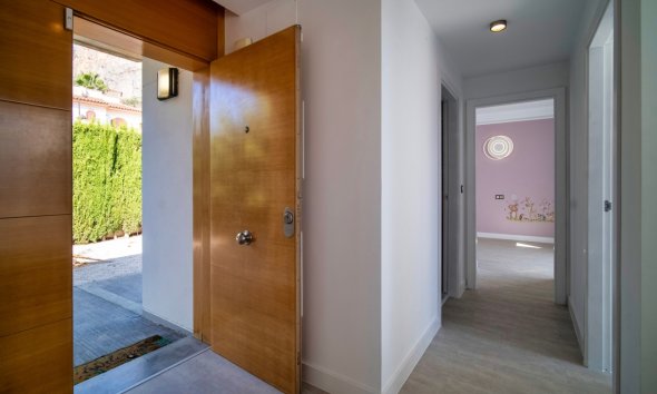 Resale - Villa -
Polop