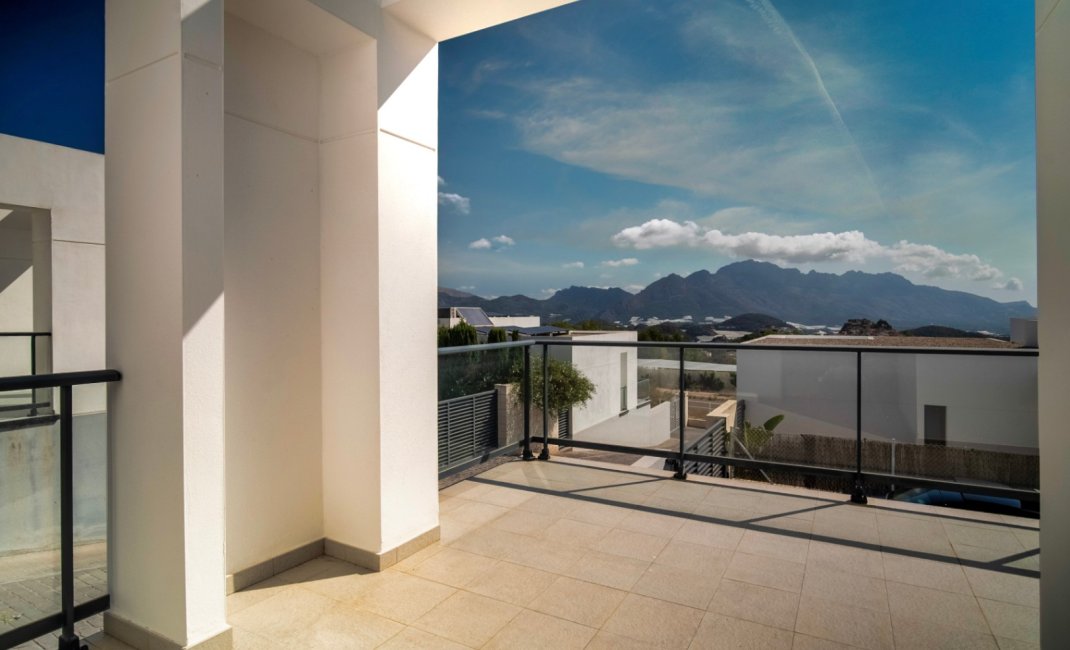 Resale - Villa -
Polop