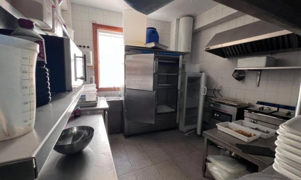 Cession de fonds de commerce - Commercial -
Altea