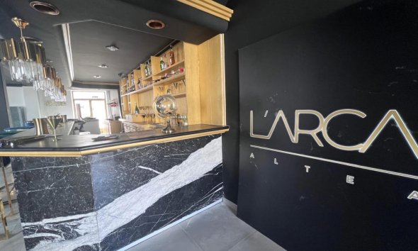 Cession de fonds de commerce - Commercial -
Altea